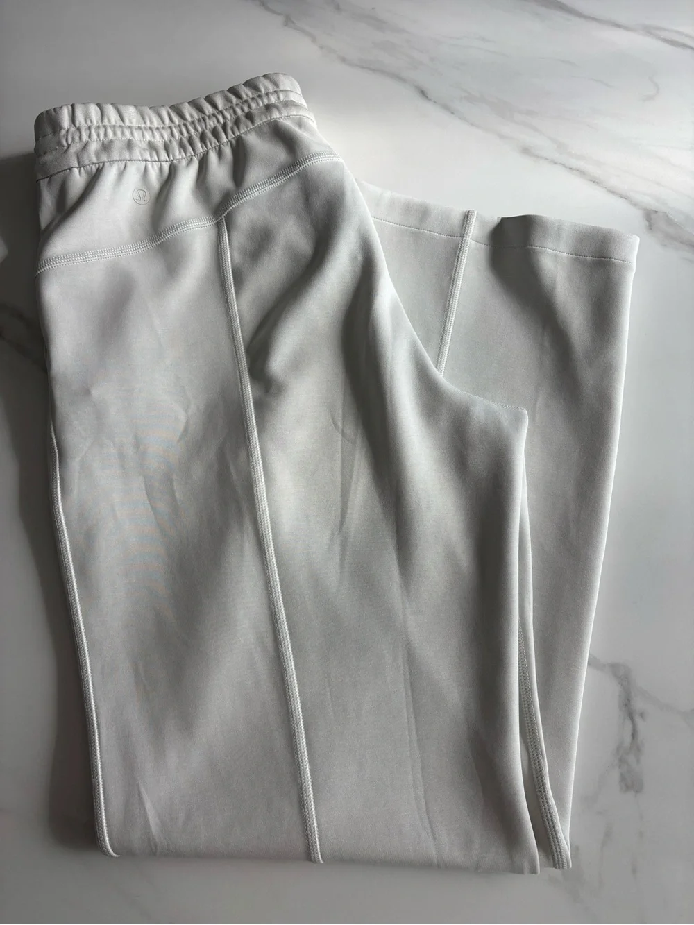Lululemon Softstreme High-Rise Pant Sz 12 Bone beige